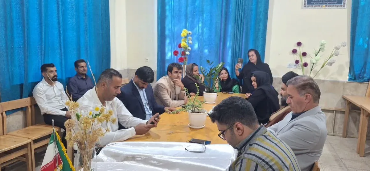 «حوالی احساس» در شهر سوق رونمایی شد