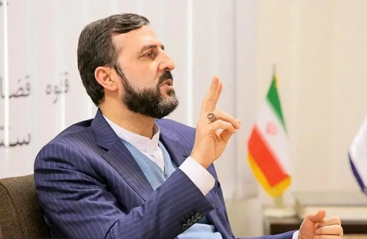 غریب آبادی: در عمان درخواست ما این بود که مسیر جنوبی عبور شناورها به حالت تعلیق درآمده و موقتاً بسته شود؛ در مقابل پیشنهاد یک مسیر جدید برای ورود و خروج شناورها را به طرف عمانی ارائه کردیم / پیشنهاد ما این بود که نه از مسیر شمالی و نه از مسیر جنوبی استفاده شود، بلکه شناورها از این مسیر جدید عبور کنند / استفاده از مسیر جنوبی، تحت هیچ شرایطی، برای ما قابل قبول نیست