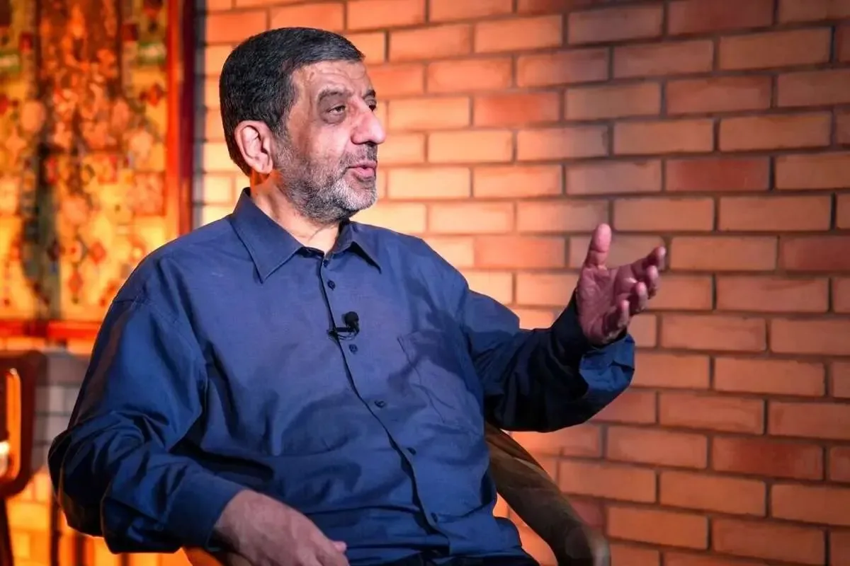 ویدیویی که ضرغامی منتشر کرد: هر لحظه که خطری تشخیص داده شود، زمین باز میشود و موشکهای دوربرد موجود در شهرهای موشکی بیرون میآیند
