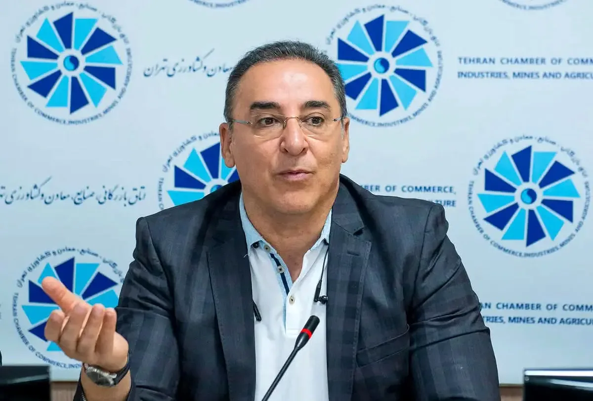 آماده / سنندجی: تداوم رکود تورمی محتمل‌ترین سناریوی اقتصاد ایران در نیمه دوم سال است