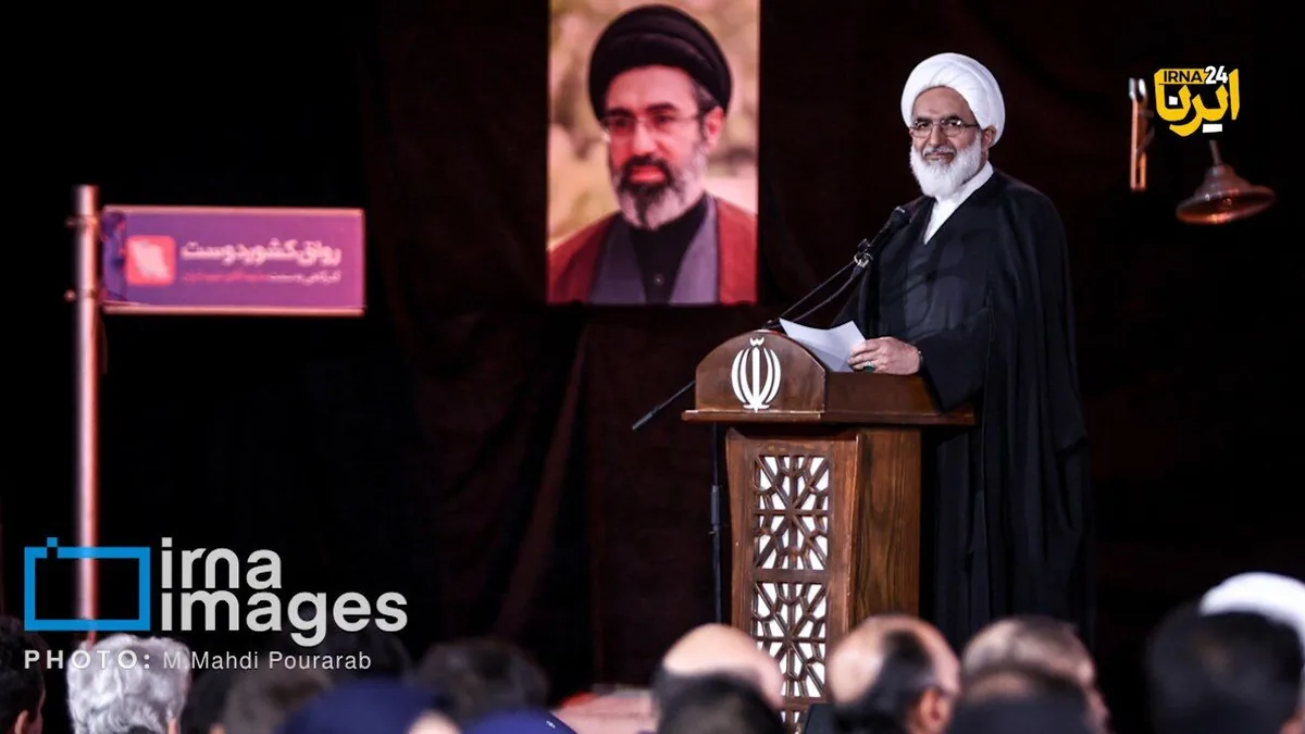 رهبر انقلاب: ایران قوی بر پایۀ اقتدار علمی و فنّاوری استوار است