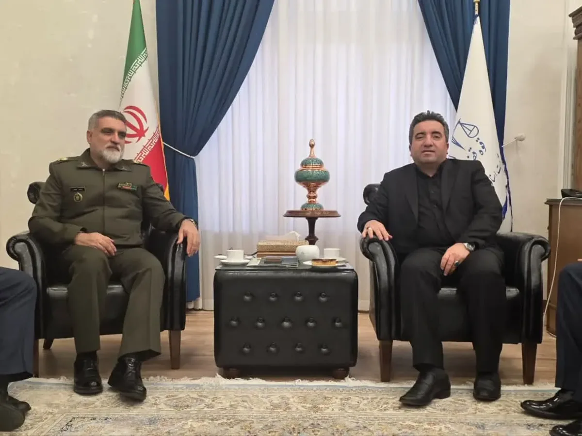 قدردانی معاون حقوقی ارتش از اقدامات سازمان ثبت در حدنگاری اراضی نیروهای مسلح