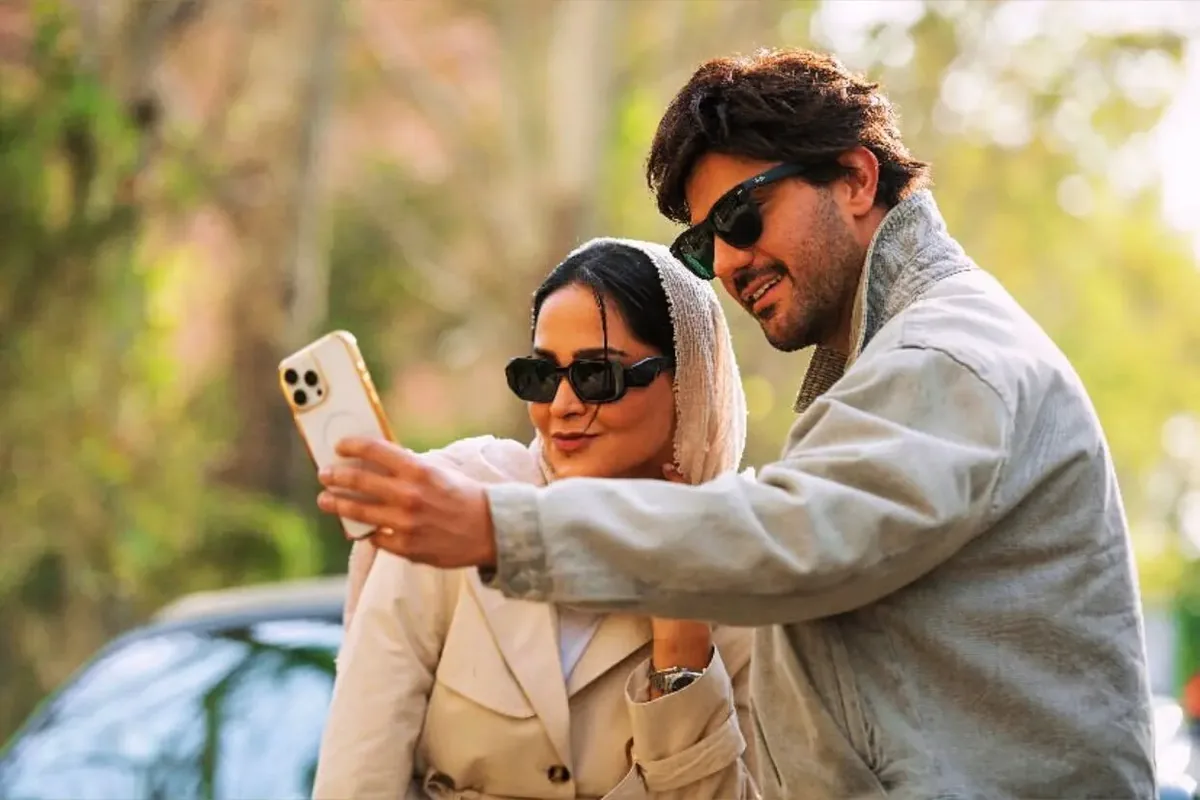 خداحافظی غمناک ستایش رجایی نیا و سینا مهراد از «بدنام»/ عکس