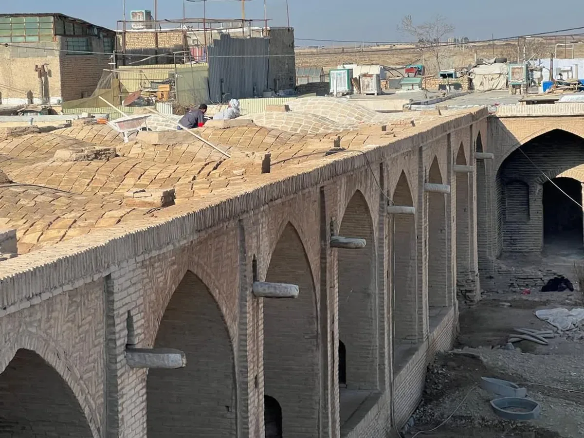 یک خانواده پای کار تاریخ ایران؛ کاروانسرای کنارگل فشافویه دوباره زنده شد