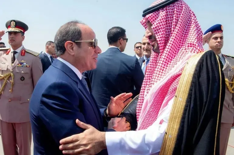 اکسیوس به نقل از یک مقام مصری: هرگونه کمک نظامی احتمالی مصر به عربستان، صرفاً جنبه دفاعی خواهد داشت و شامل هیچگونه اقدام نظامی تهاجمی در یمن نخواهد شد
