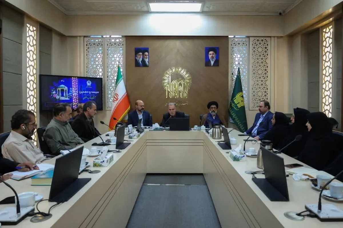 رهبر شهید، غزل حافظ را اوج سخن فارسی میدانستند