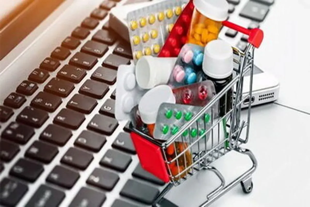 اختلاف بر سر ضوابط عرضه اینترنتی دارو ادامه دارد