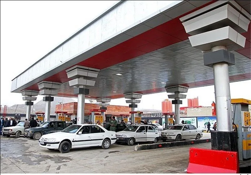امکان پایش استفادهکنندگان از کارت سوخت جایگاهها فراهم میشود