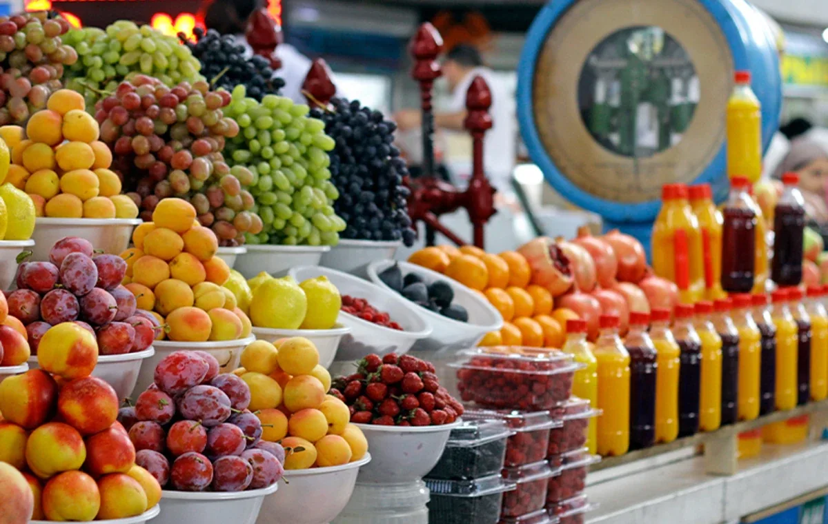 فضای بازار و تجربه گردش در نعلبندان