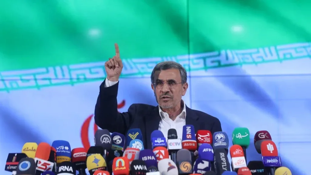محمود احمدی‌نژاد