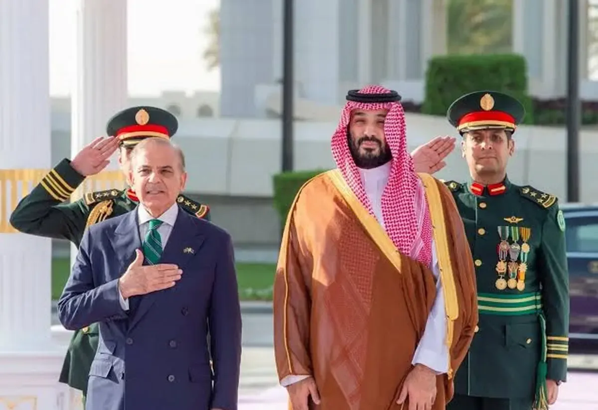 سخنگوی ارتش پاکستان: «هرگونه حمایت لازم» را در اختیار عربستان سعودی قرار میدهیم