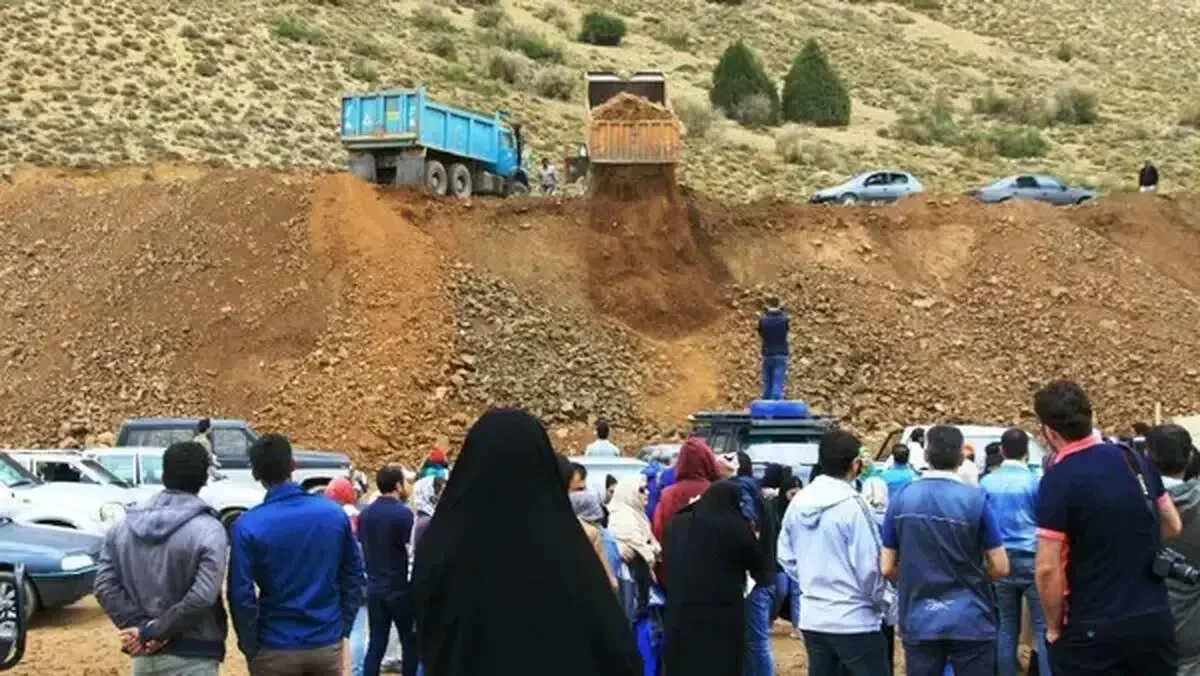 واکنش رسمی به حواشی معدن بوکسیت تاش؛ دادگستری برخورد با فعالان محیط زیست را تکذیب کرد