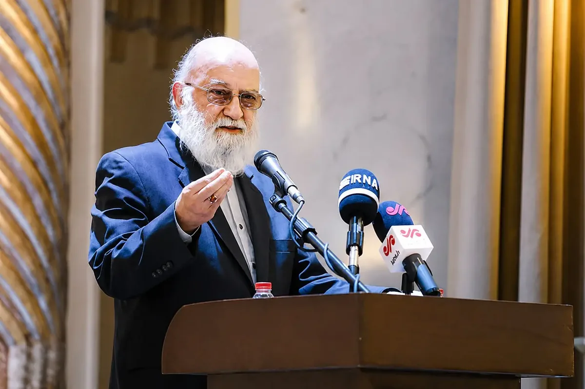 چمران: دخالت شهرداری در هیأت امنای محلات بیجاست