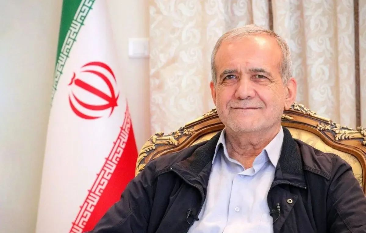واکنش پزشکیان به دختری که میخواست او را بغل کند/ ویدئو