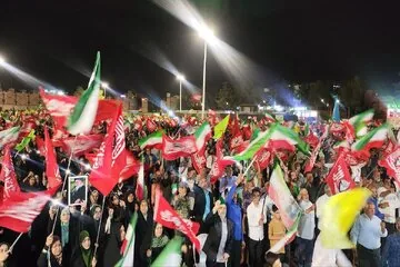 فیلم| ۱۸۲ شب قرار بیرجندی‌ها برای ایران؛ پای کار وطن، روی موج غیرت