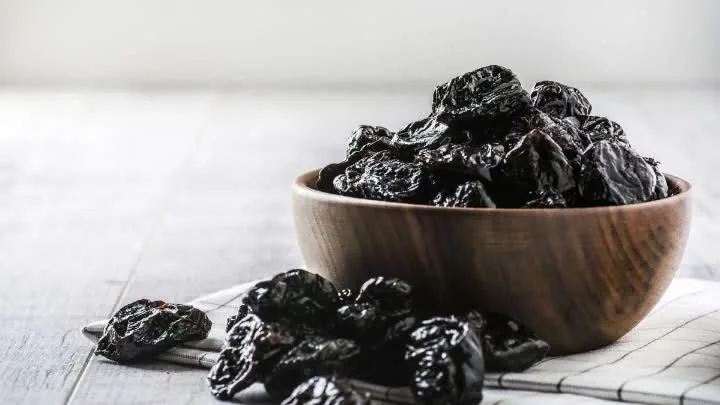 طرز نگهداری آلو خورشتی (آلو بخارا) در یخچال