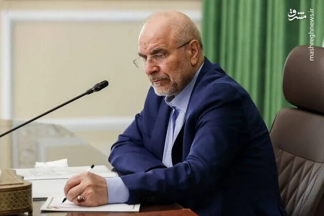 اجازه ندهید حاکمان جنگافروز با ساختن دوگانه جعلی اعتراضات شما را تحریف کنند