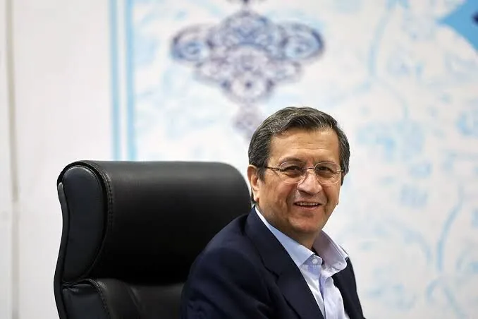 همتی: امروز آخرین روز مهلت دوهفتهای فروپاشی اقتصاد ایران بود/ واقعیتهای اقتصادی را باید با شاخصهای قابل اندازهگیری سنجید