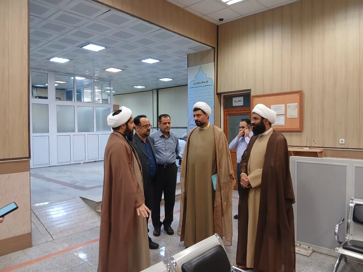 مشاور رئیس مجلس بر تقویت صندوق قرضالحسنه دفتر تبلیغات تاکید کرد