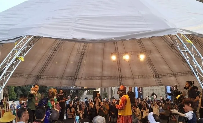 افتتاح جشنواره بیست‌ویکم «تهران-مبارک» با گردهمایی عروسک‌ها/خیال هنوز زنده است