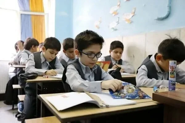 آموزشوپرورش شایعه تخلیه مدارس را رد کرد / نحوه فعالیت کلاسها اعلام شد