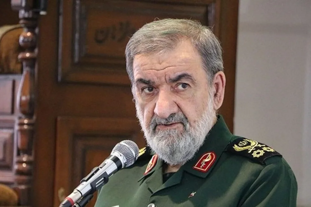 تکلیف اورانیم غنیشده ایران مشخص شد/ محسن رضایی در دیدار با عاصم منیر چه گفت؟