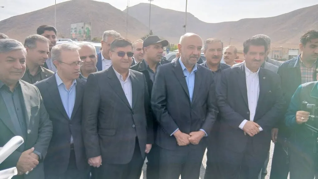 برنامههای وزیر کار در سفر ۲ روزه به چهارمحال و بختیاری آغاز شد