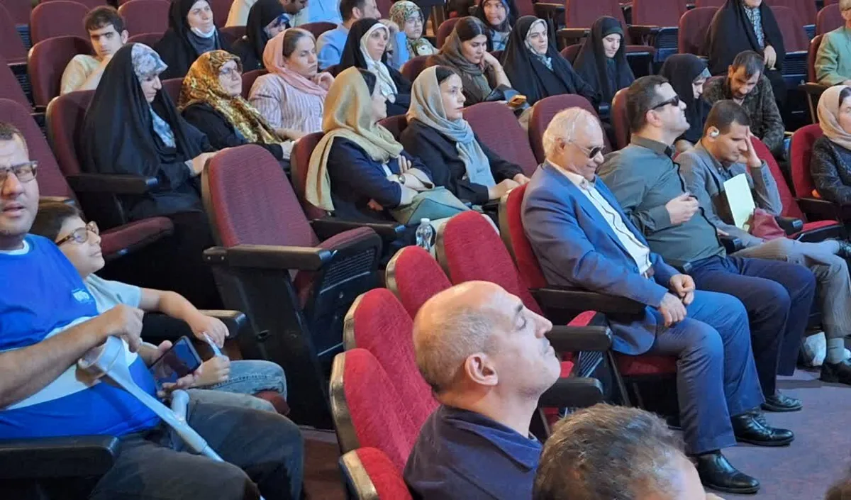 عبور سخت روشندلان ازخیابانها؛ مناسبسازی معابر البرز نیازمند شتاب است