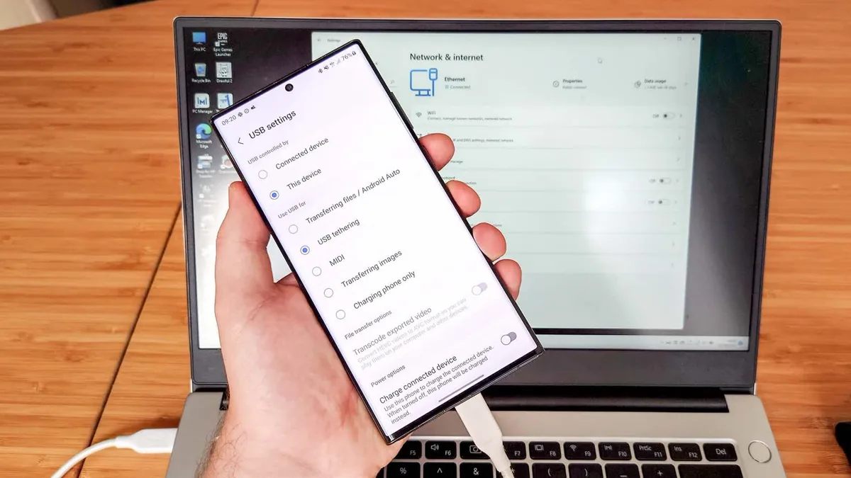 اتصال USB Tethering چیست و چگونه میتوان آن را برای اشتراکگذاری اینترنت فعال کرد؟