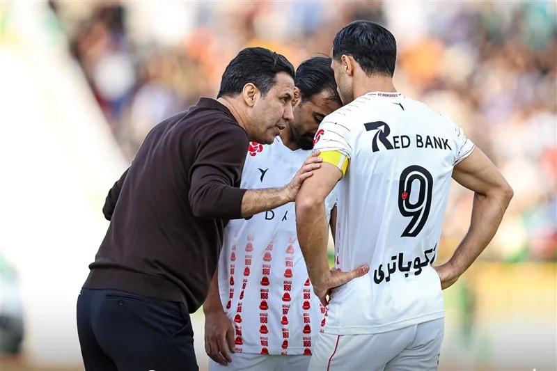حلالی: پرسپولیس با تارتار شجاعانه بازی میکند