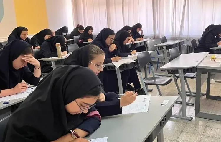 وزیر آموزشوپرورش: آموزش حتی در شرایط بحرانی تعطیل نمیشود