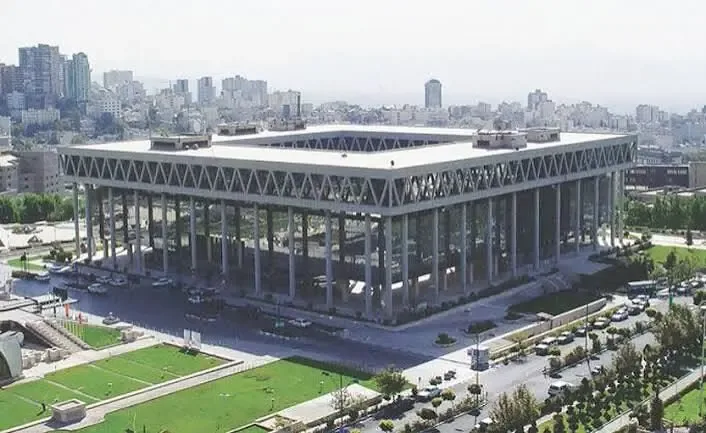 صداوسیما؛ فرصت آخر برای بازسازی اعتماد