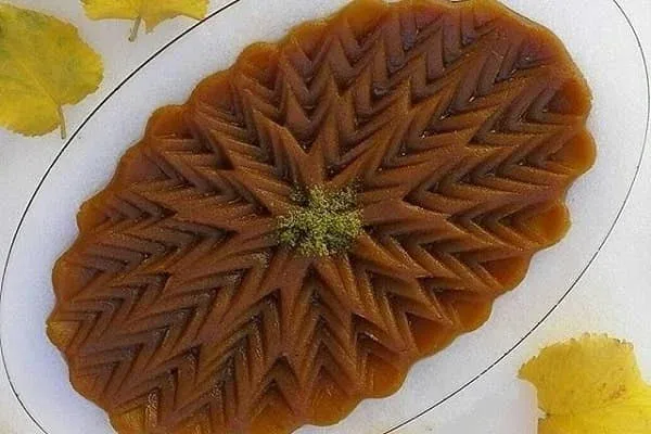 تزیین حلوا با چاقو