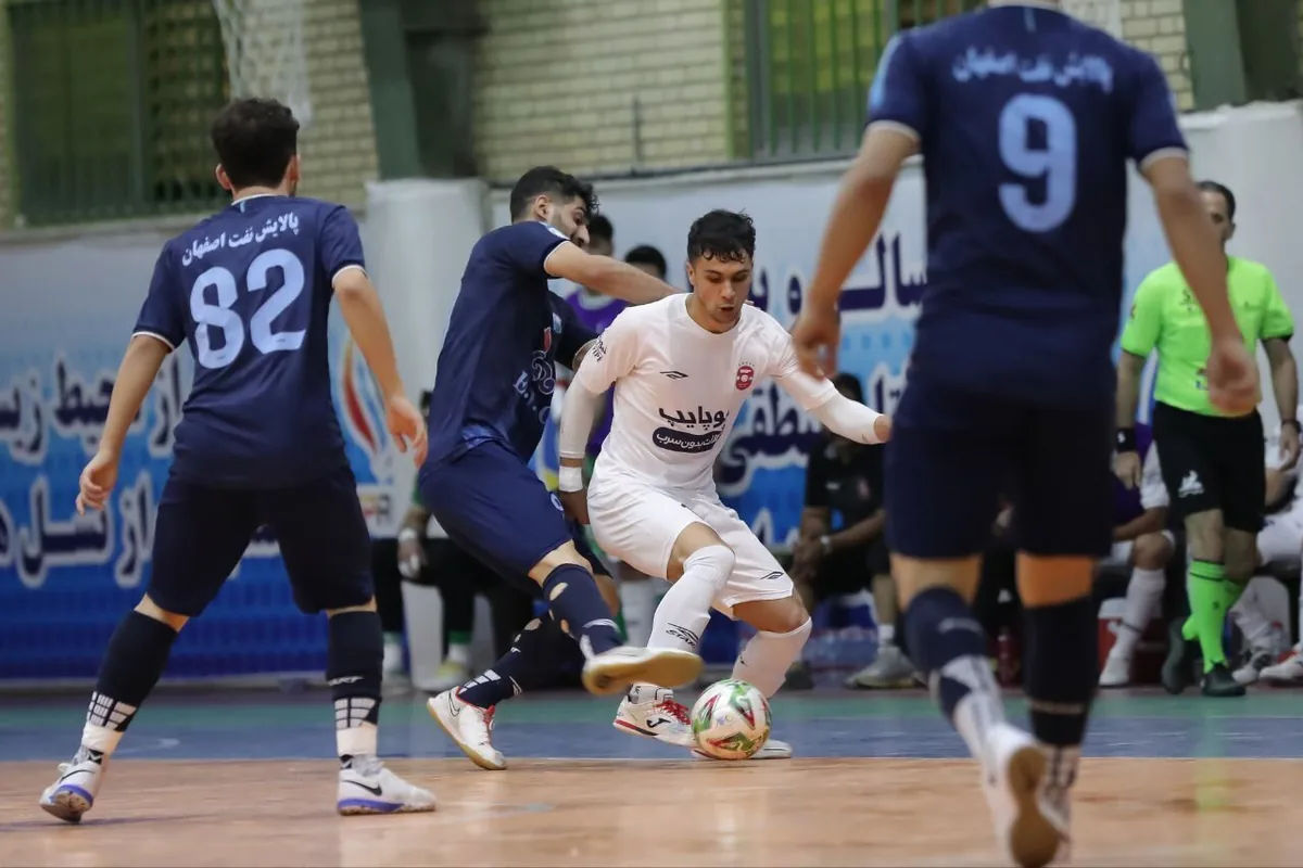 شهرآورد فوتسال اصفهان مساوی شد