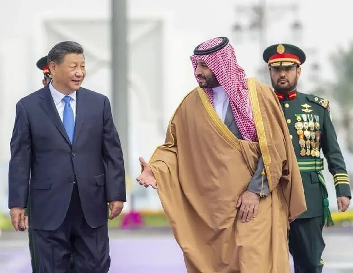 خبرگزاری یمنی YNP به نقل از منابع آگاه: عربستان از چین خواسته رسماً میانجیگری با یمن را برای اعلام آتشبس، بر عهده بگیرد/ یمن هم گفته پیش از اعلام هرگونه آتشبس، ریاض باید تعهدات مربوط به روند صلح را اجرا کند