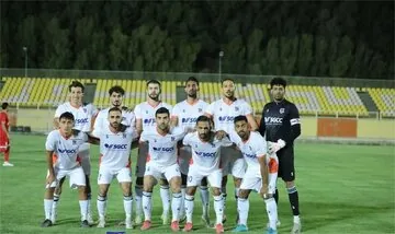 تیم فوتبال شهید قندی یزد در اندیشه پایان هفت سال دوری از لیگ آزادگان