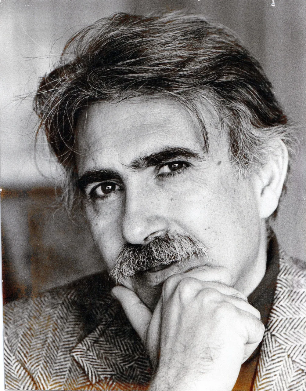 مردی که بی‌هیاهو بسیار بود