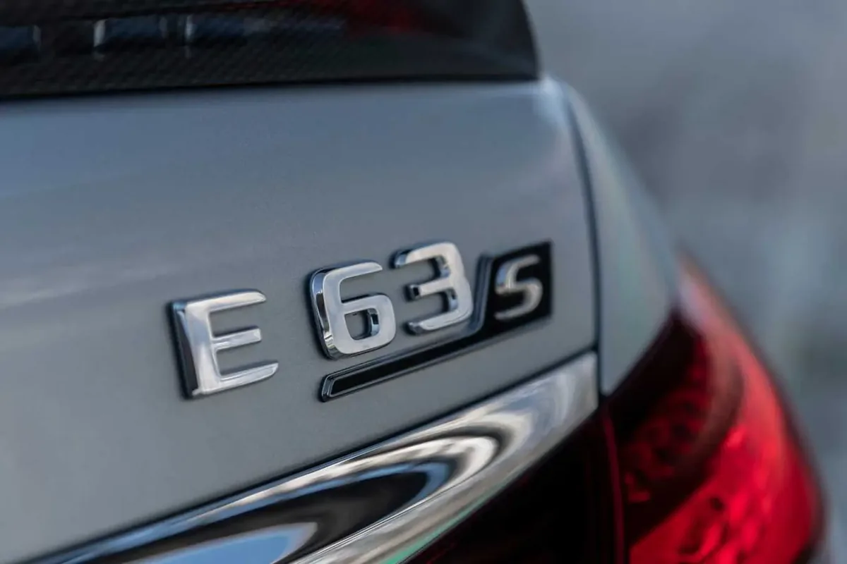 مرور داستان اعداد افسانهای AMG به بهانه بازگشت اصالت V8 به نشان ۶۳ مرسدس