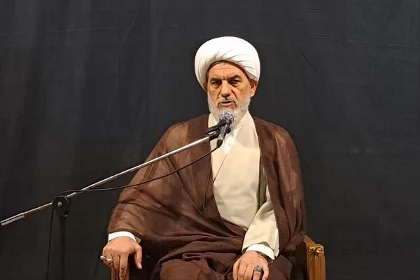 مساجد به کانون ترویج فرهنگ فاطمی و فعالیتهای قرآنی تبدیل شوند