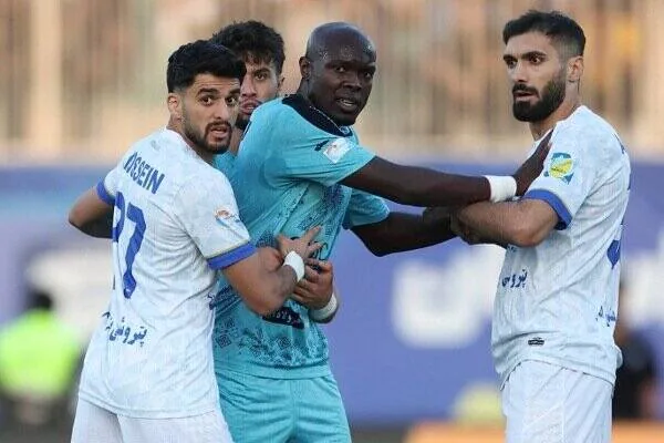 کارشناسی داوری دیدار استقلال و چادرملو
