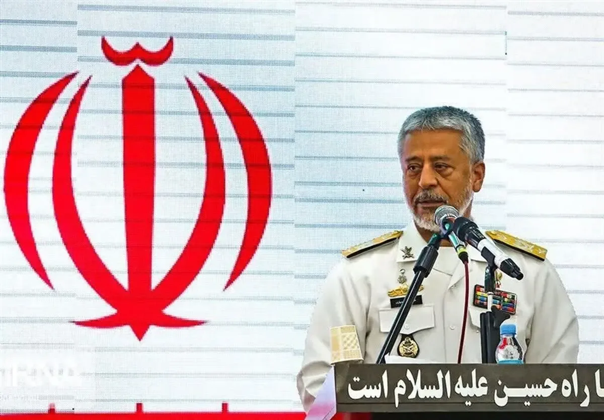 دریادار سیاری: تنگه هرمز بسته است؛ عبور فقط با هماهنگی!
