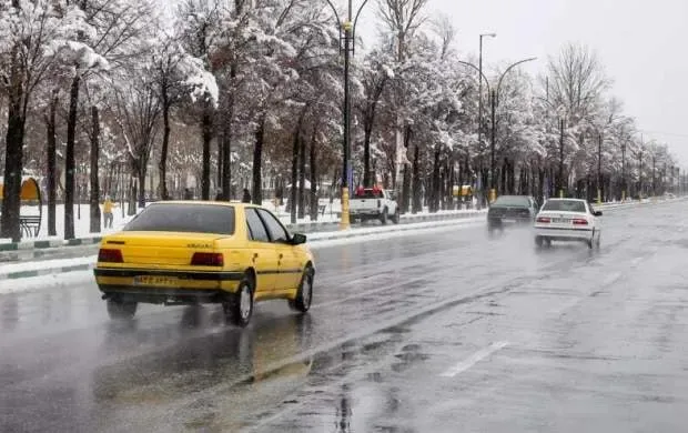 بارش و رعدو برق در نقاط مختلف کشور از یکشنبه