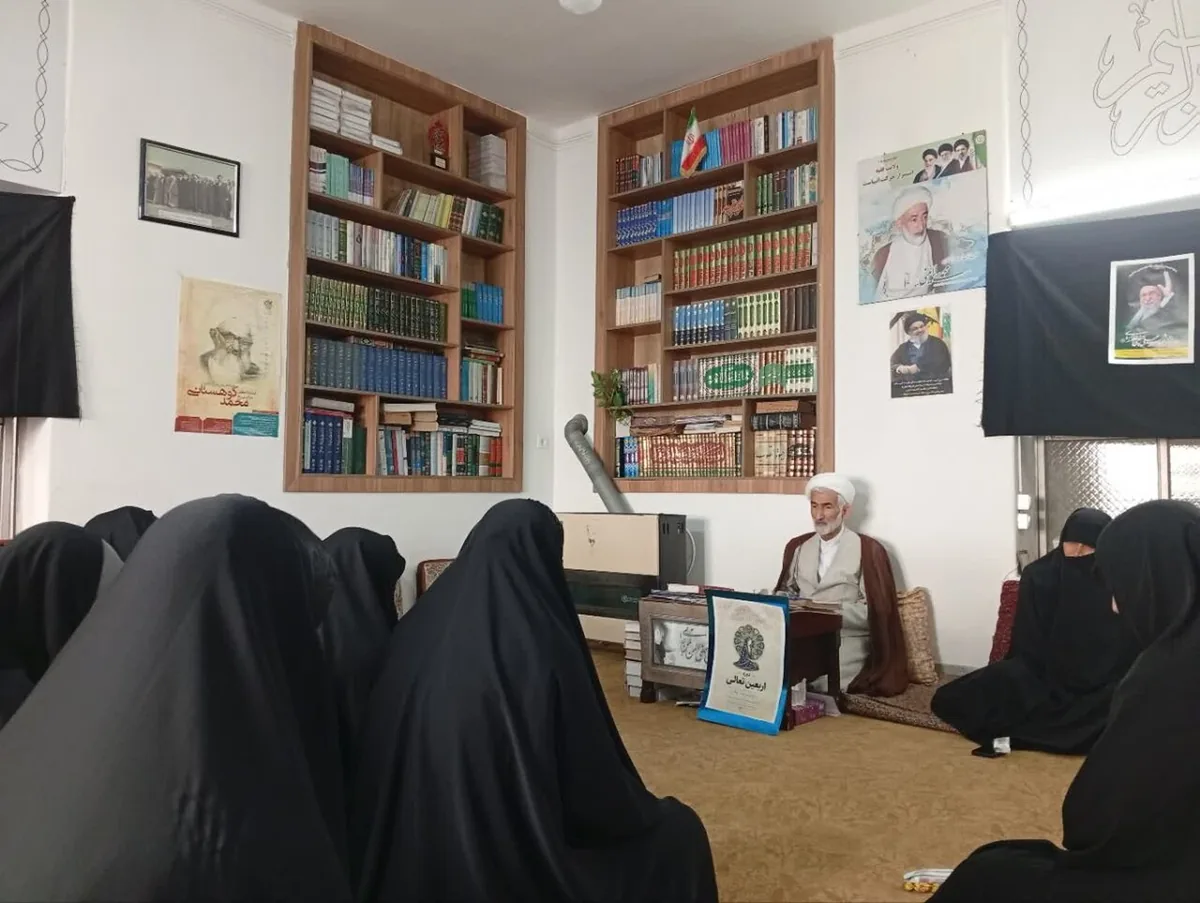 علمِ بیایمان و تهذیب نفس، میتواند بهجای کمال، حجاب رشد انسان شود.