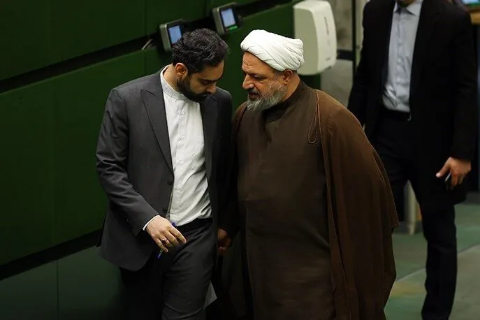 واکنش تند به دفاع ثابتی از رسایی | اینکه «بعضی از نمایندگان قیمت دارند» ادعایی سنگین است
