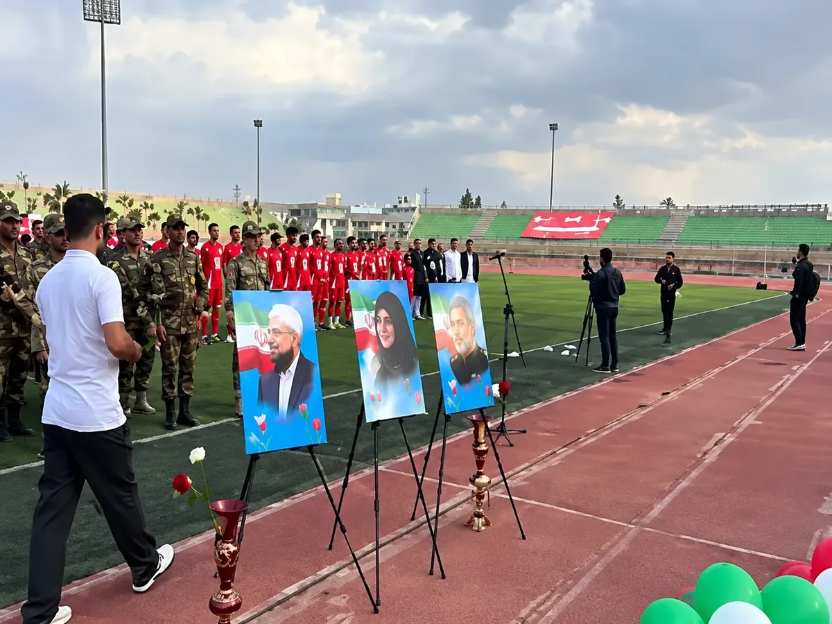 دیدار ستارگان فوتبال ایران در زاهدان به احترام خانواده شهدا