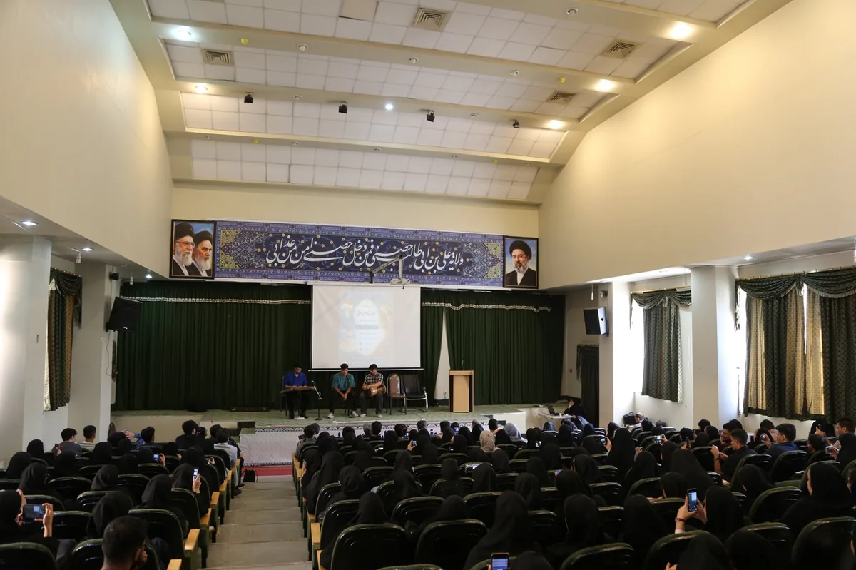 روز بزرگداشت حافظ در لرستان چگونه گذشت؟