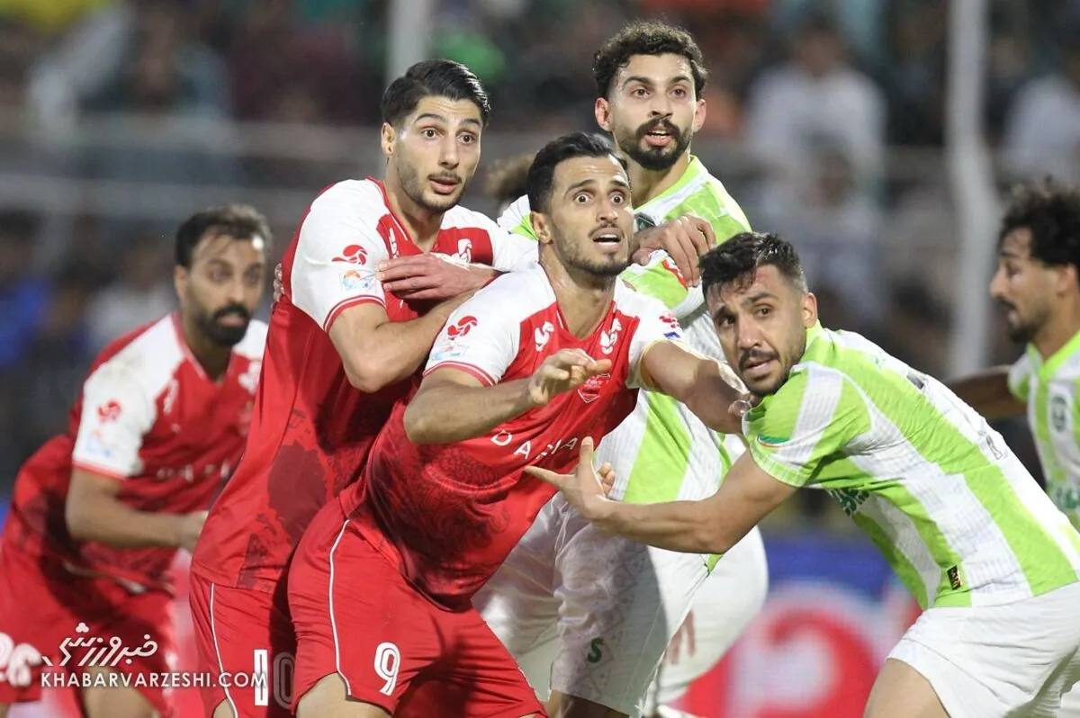 پرسپولیس ۰ - خیبر ۰/ تساوی شیرین سرخها با صدرنشینی