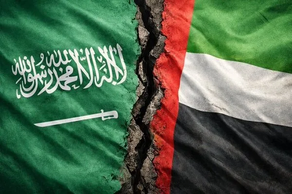 خوشحالی فعالان اماراتی از شکستهای عربستان در یمن