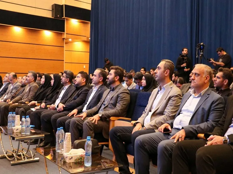 پتروفن ۱۴۰۵ در اولین ایستگاه؛ پیشتازی هلدینگ خلیج فارس در پیوند دانش و صنعت