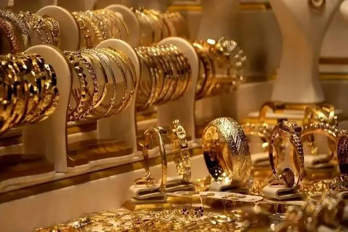 قیمت طلا امروز چهارشنبه ۶ آبان ۱۴۰۵ هنگام بازگشایی بازار / طلای ۱۸ عیار ریخت
